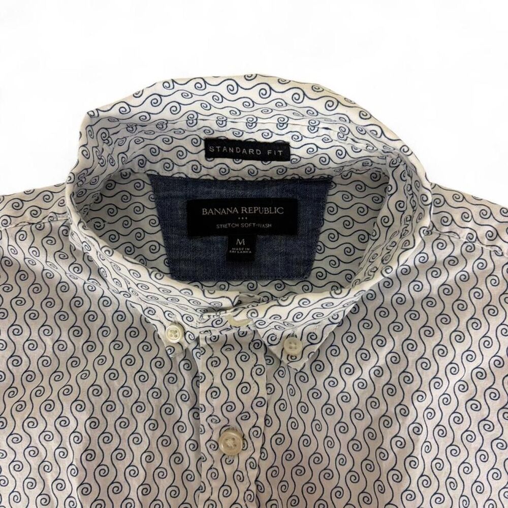 officecore Banana Republic Stretch Soft-Wash Button Up - Picture 3 of 7